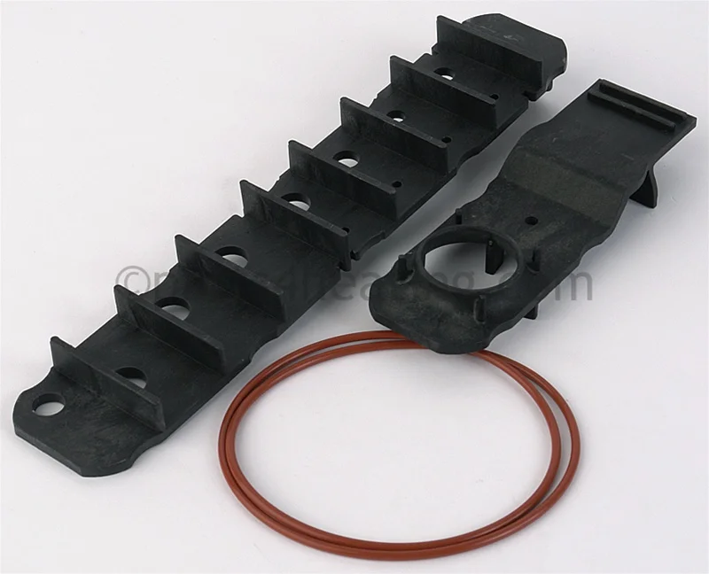 Raypak006826FInlet/Outlet Header Baffle w/Header Dam