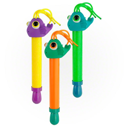 Swimways Squiggle Squirter - Green