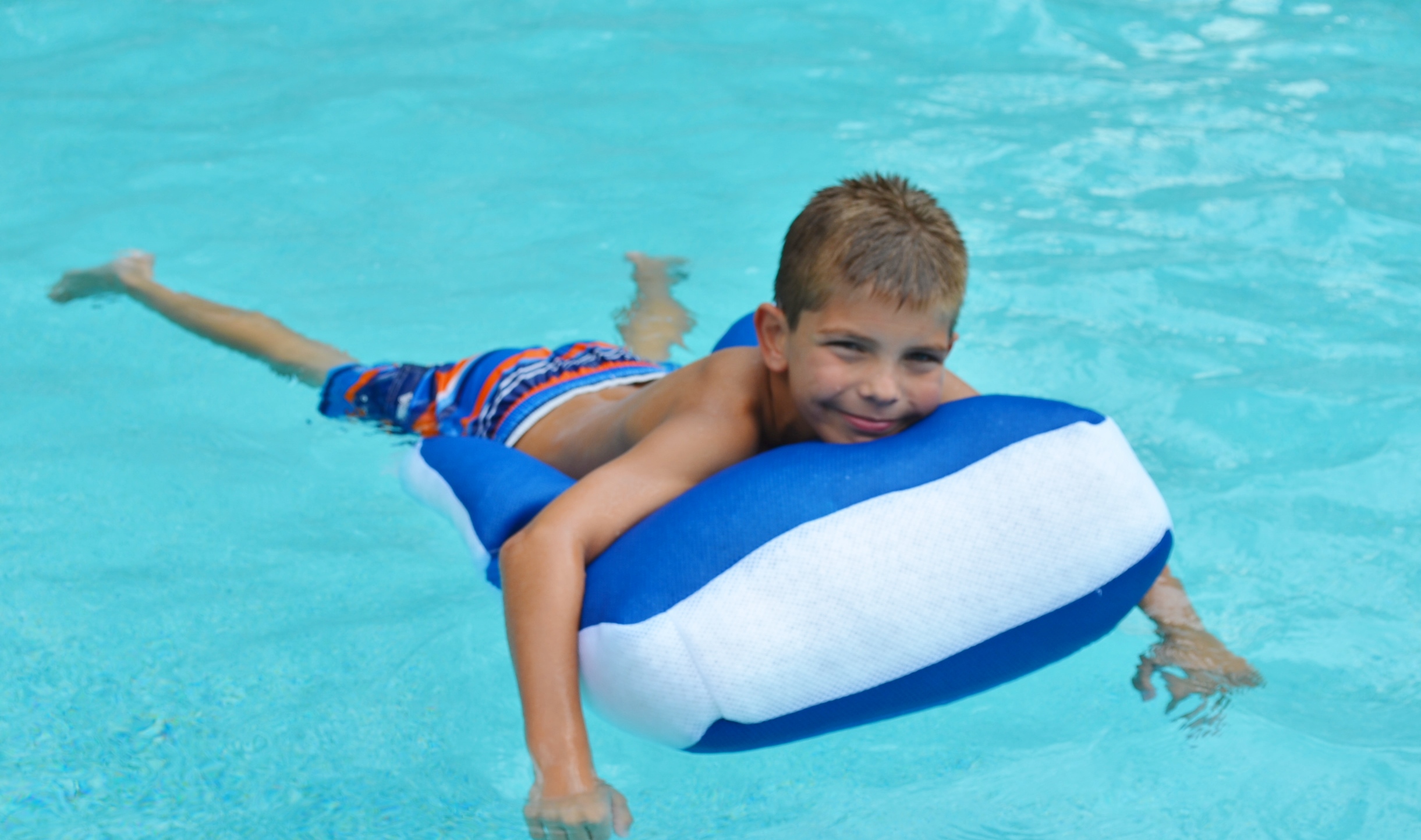 Aqua Cloud Mini Floating Pillow - Sky Mini