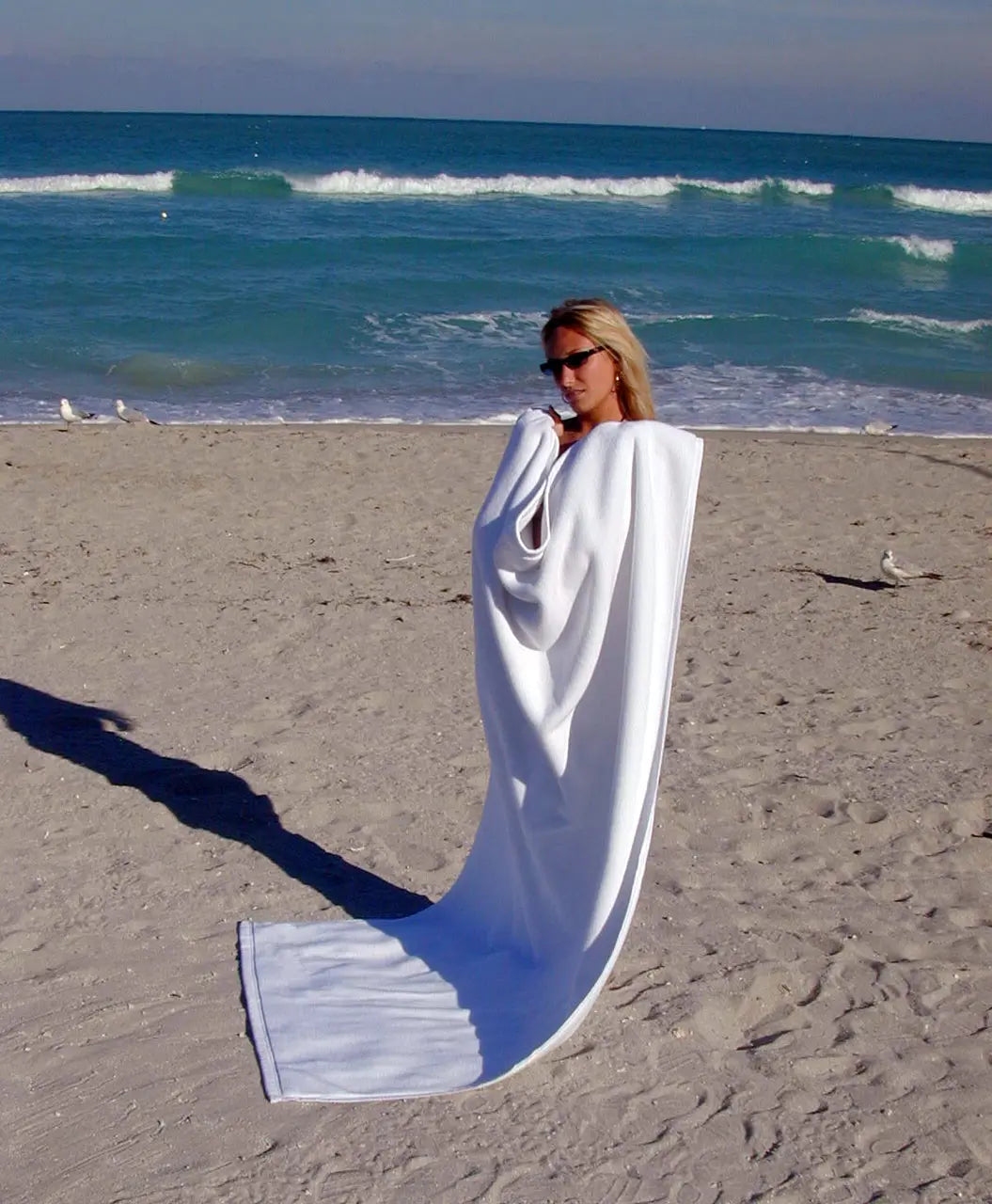 FatTowels - Oversized, Fluffy Beach Towel - Terry Towel, 35" x 70" White