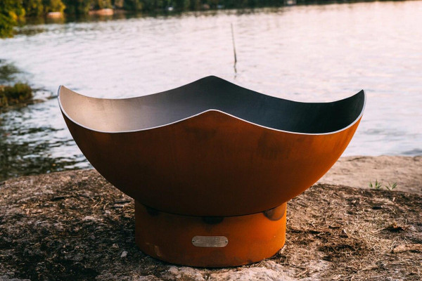 Manta Ray Fire Pit by Fire Pit Art