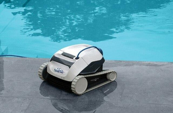 Dolphin E-10 Robotic Pool Cleaner